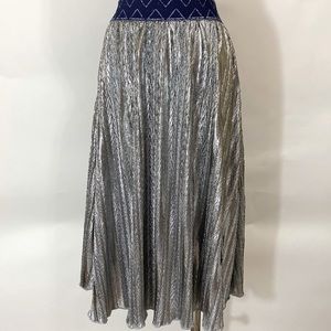 LuLaRoe Jill Fun Silver Skirt